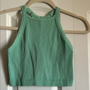 Dynamic Green Ribbed Crop Top OS
